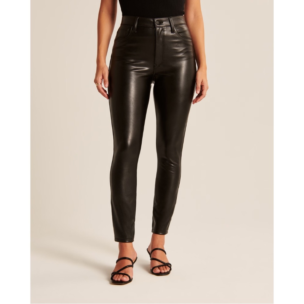 Abercrombie & Fitch Curve Love Vegan Leather Skinny Pants